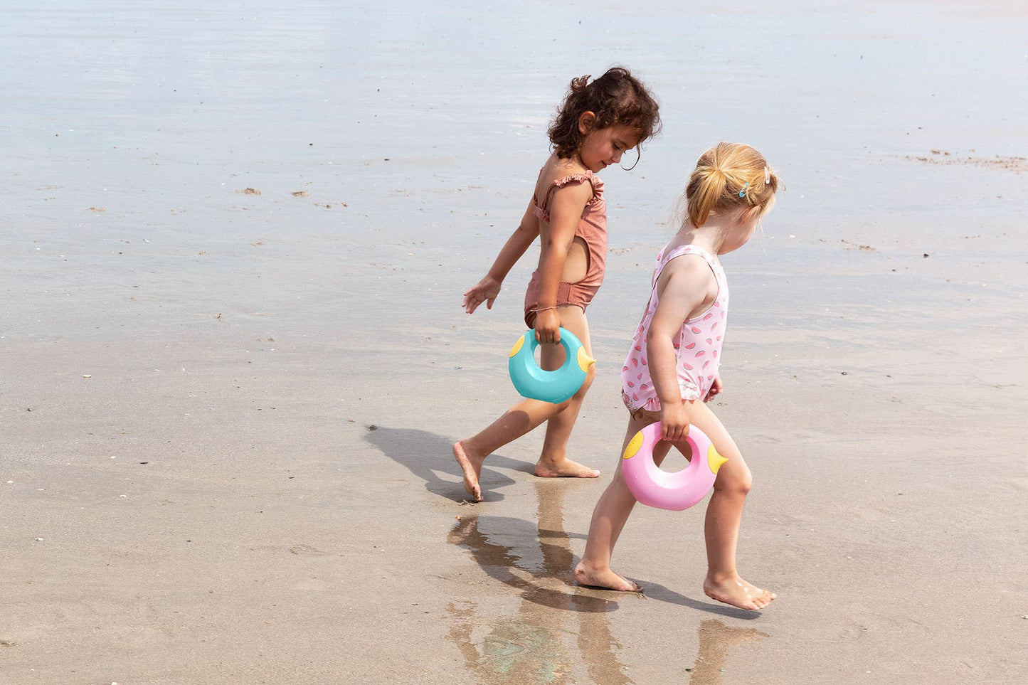 Quut Cana Small - Playful Watering Can. Beach and Sand Toy.