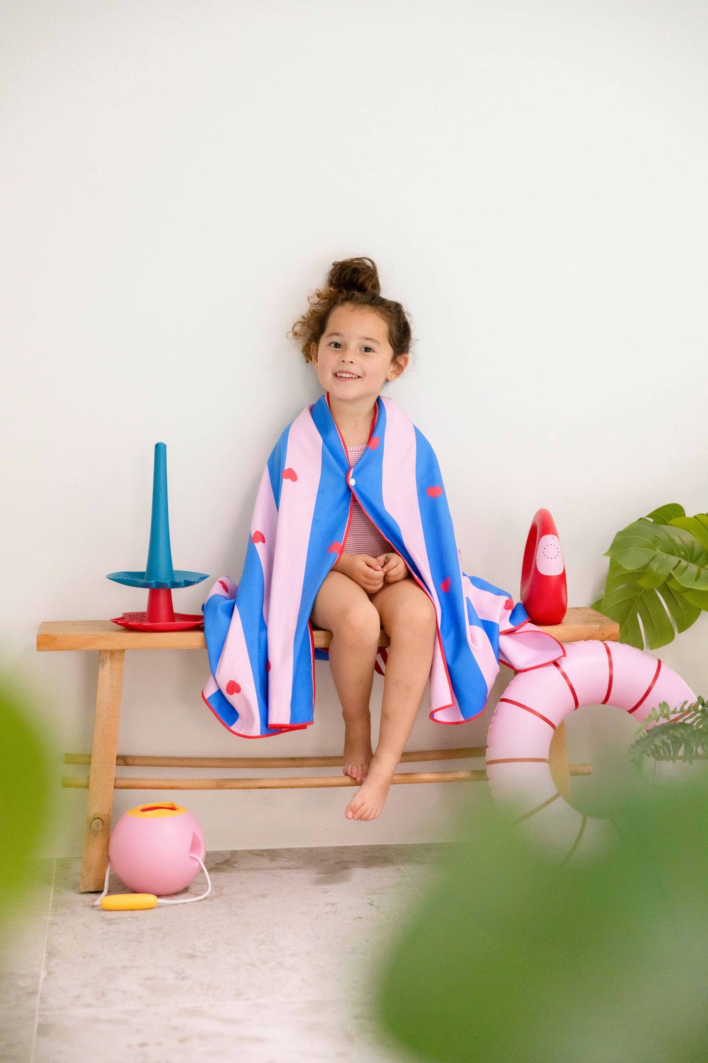 Quut Play Towels-Size M, Interactive Design, Game & Patterns - SAFARI
