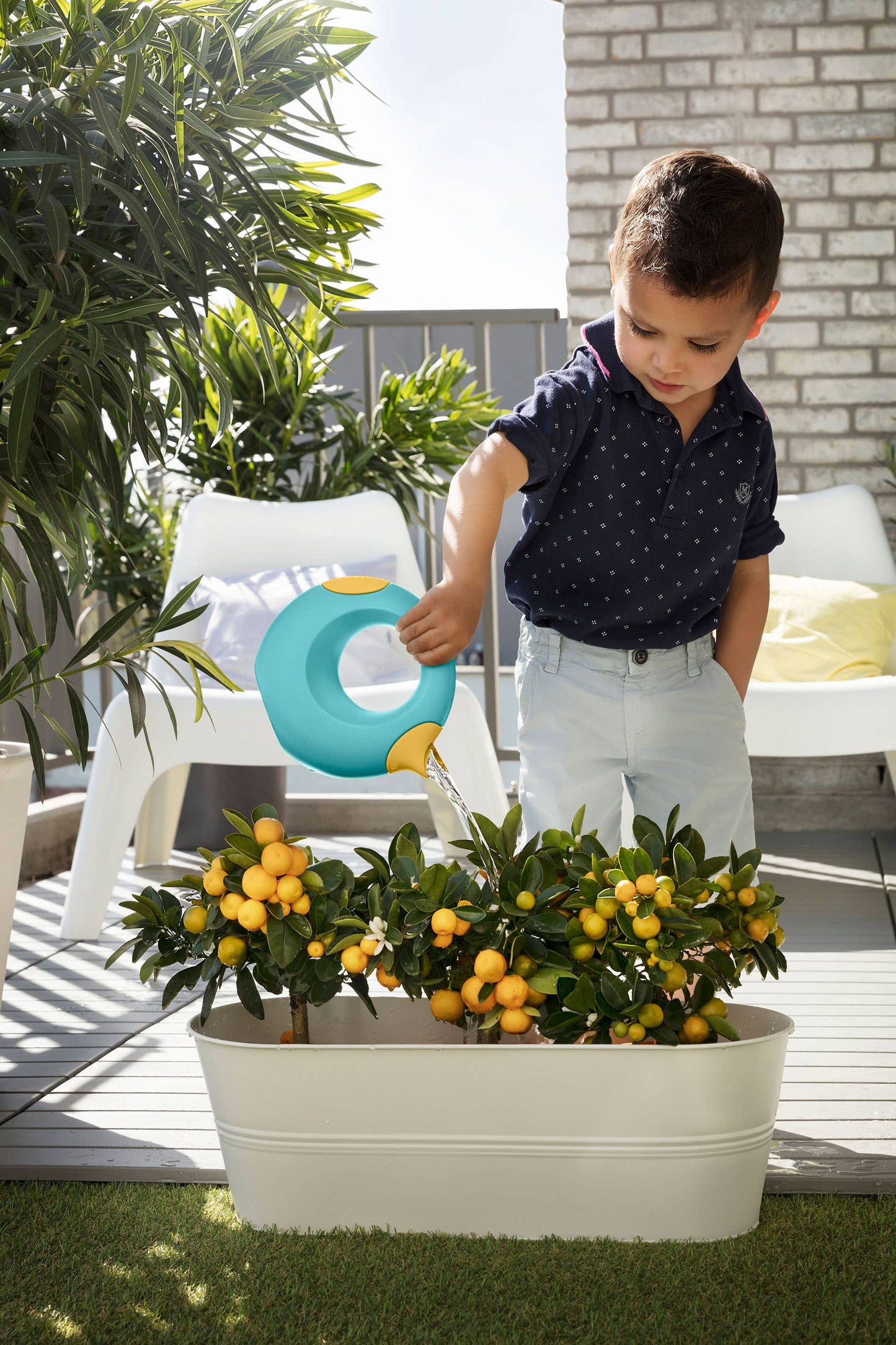 Quut Cana Small - Playful Watering Can. Beach and Sand Toy.