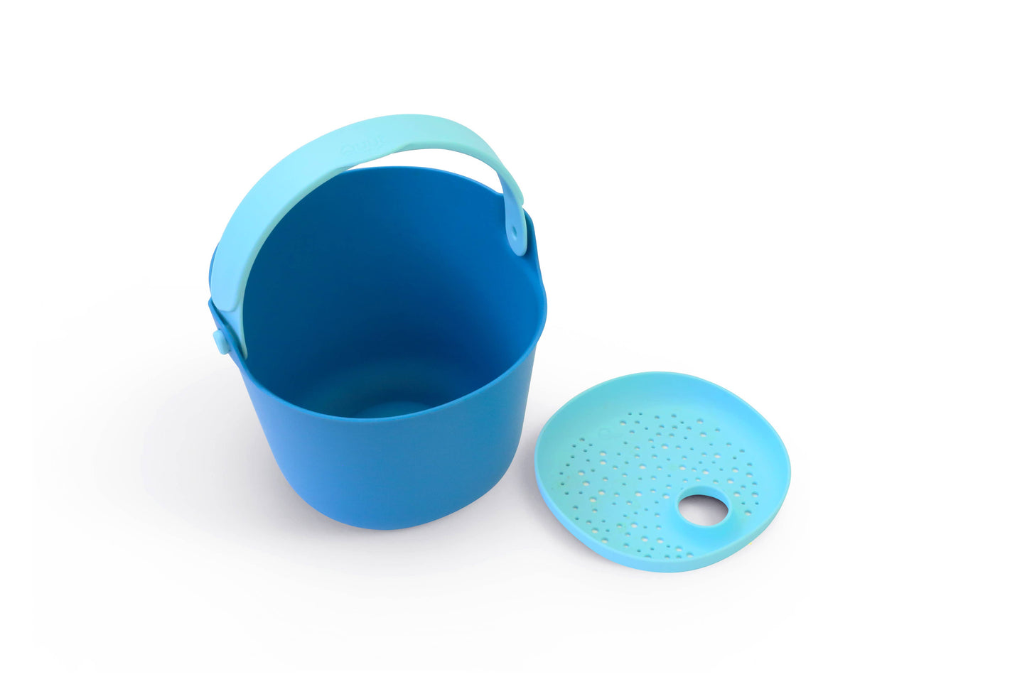 Quut Bucki - Bucket & Sand Sifter. Beach Sand and Pool Toy.