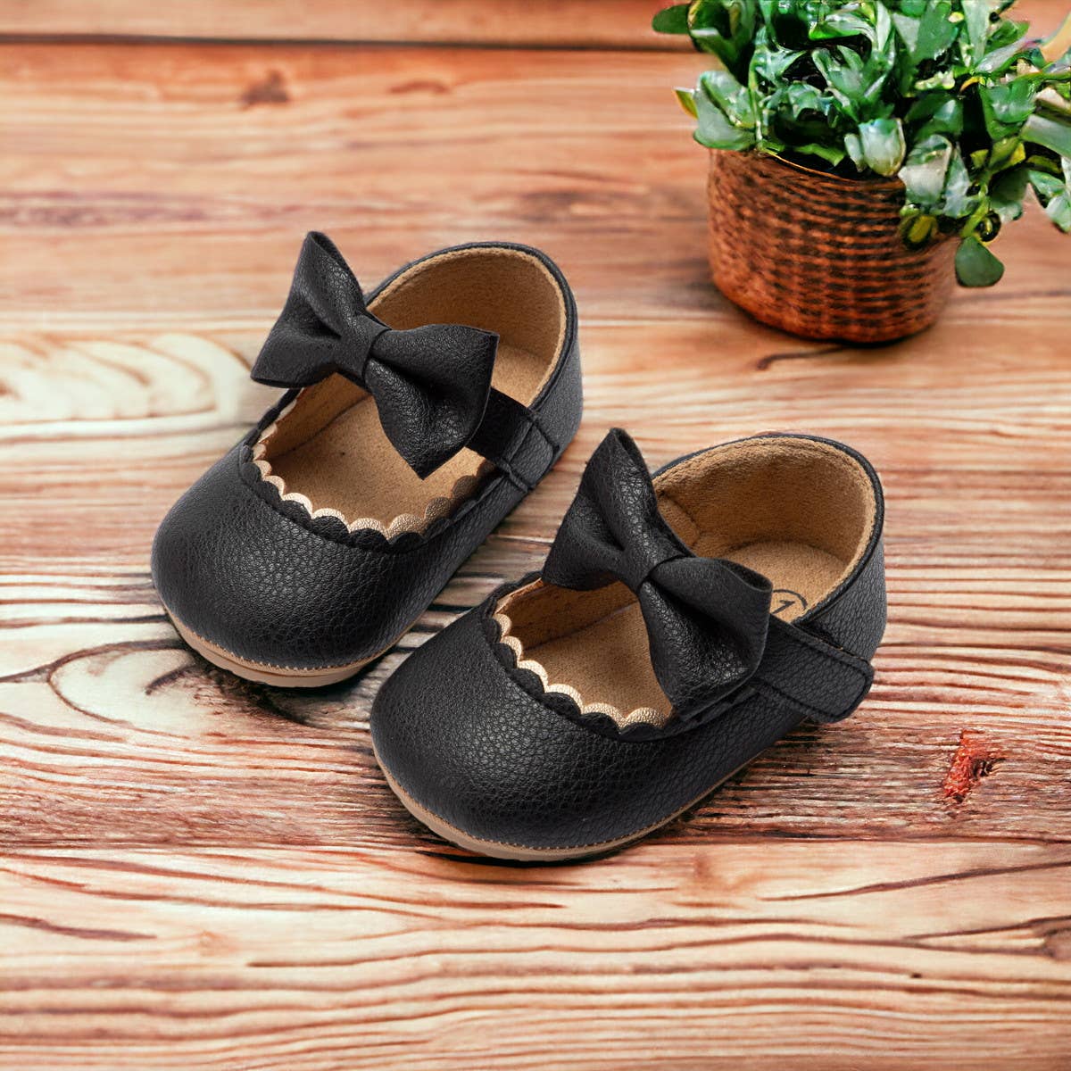 Annie & Charles® Crawling Shoes Baby Shoes