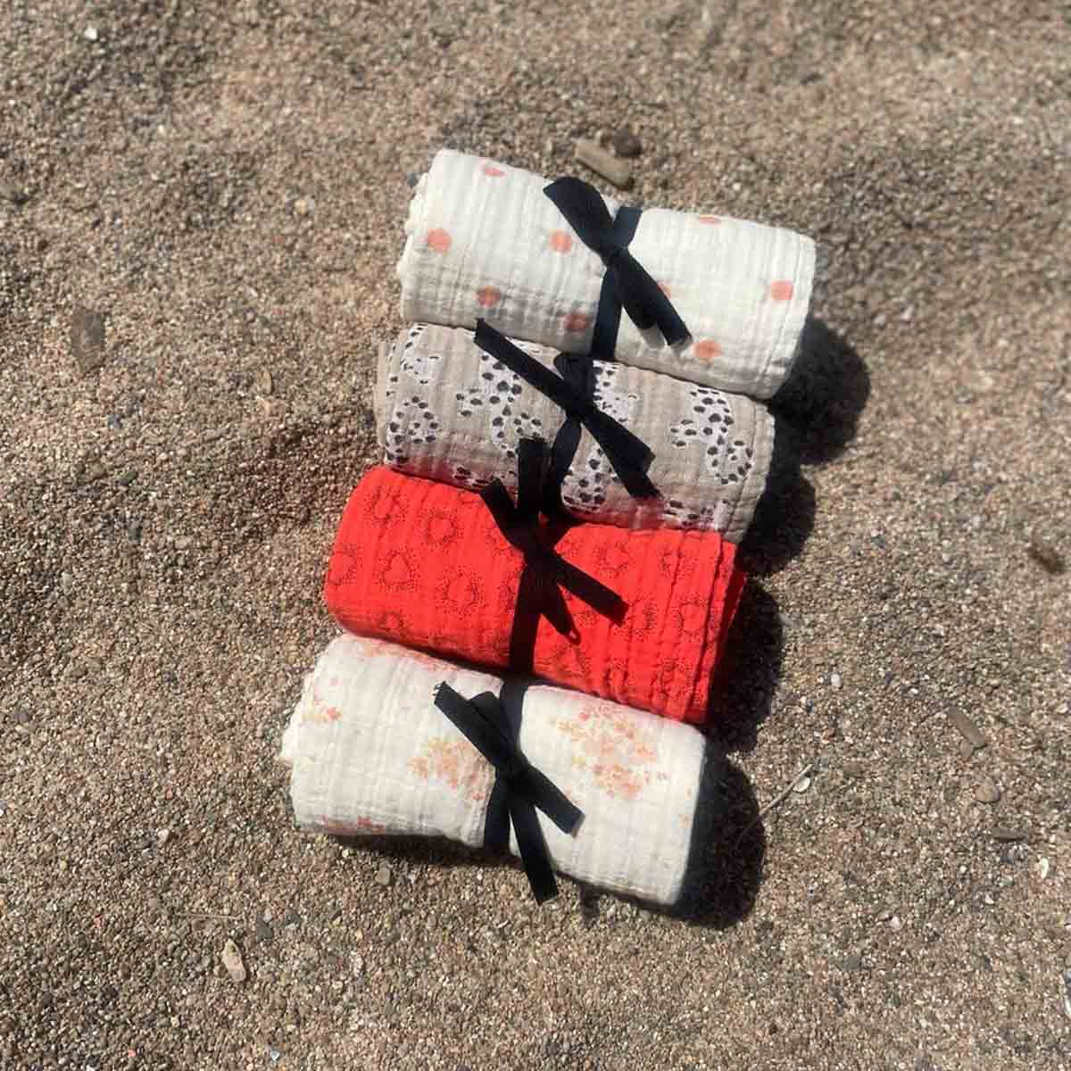 BIANCA SWADDLE BABY LEO