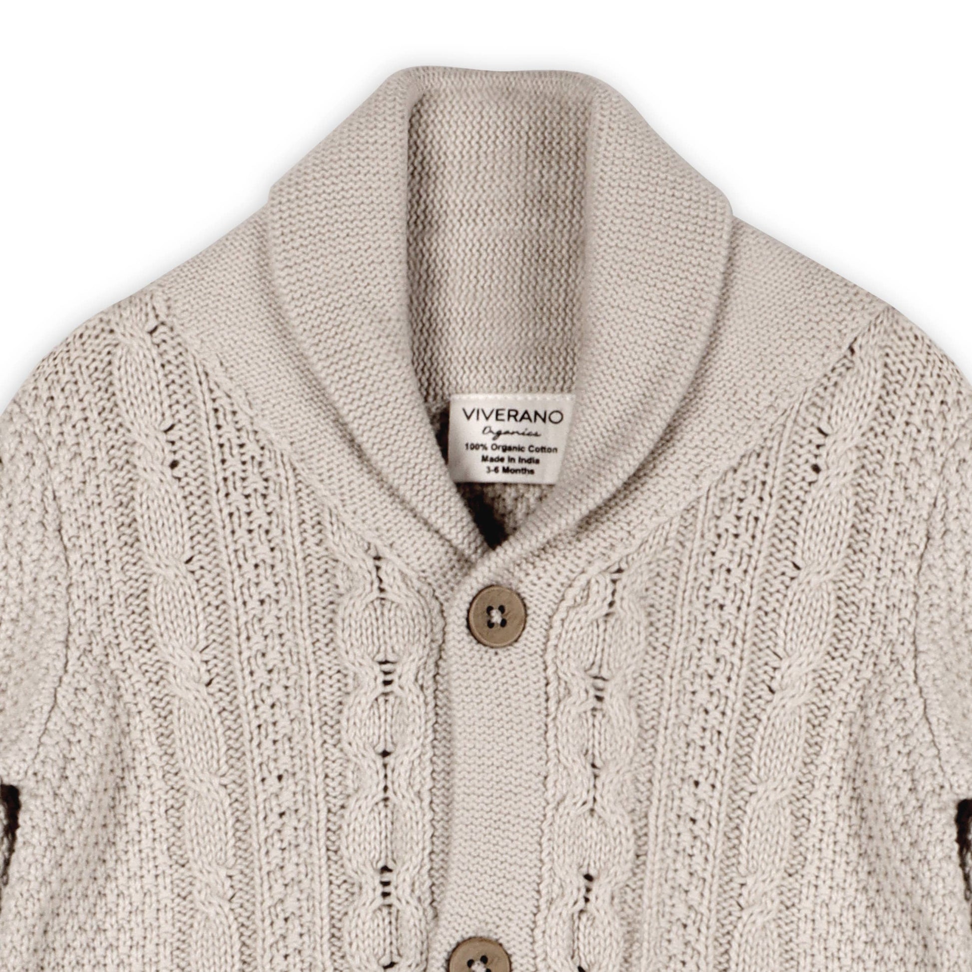 Knitted cardigan with a collar and buttons, featuring the brand 'Viverano'.