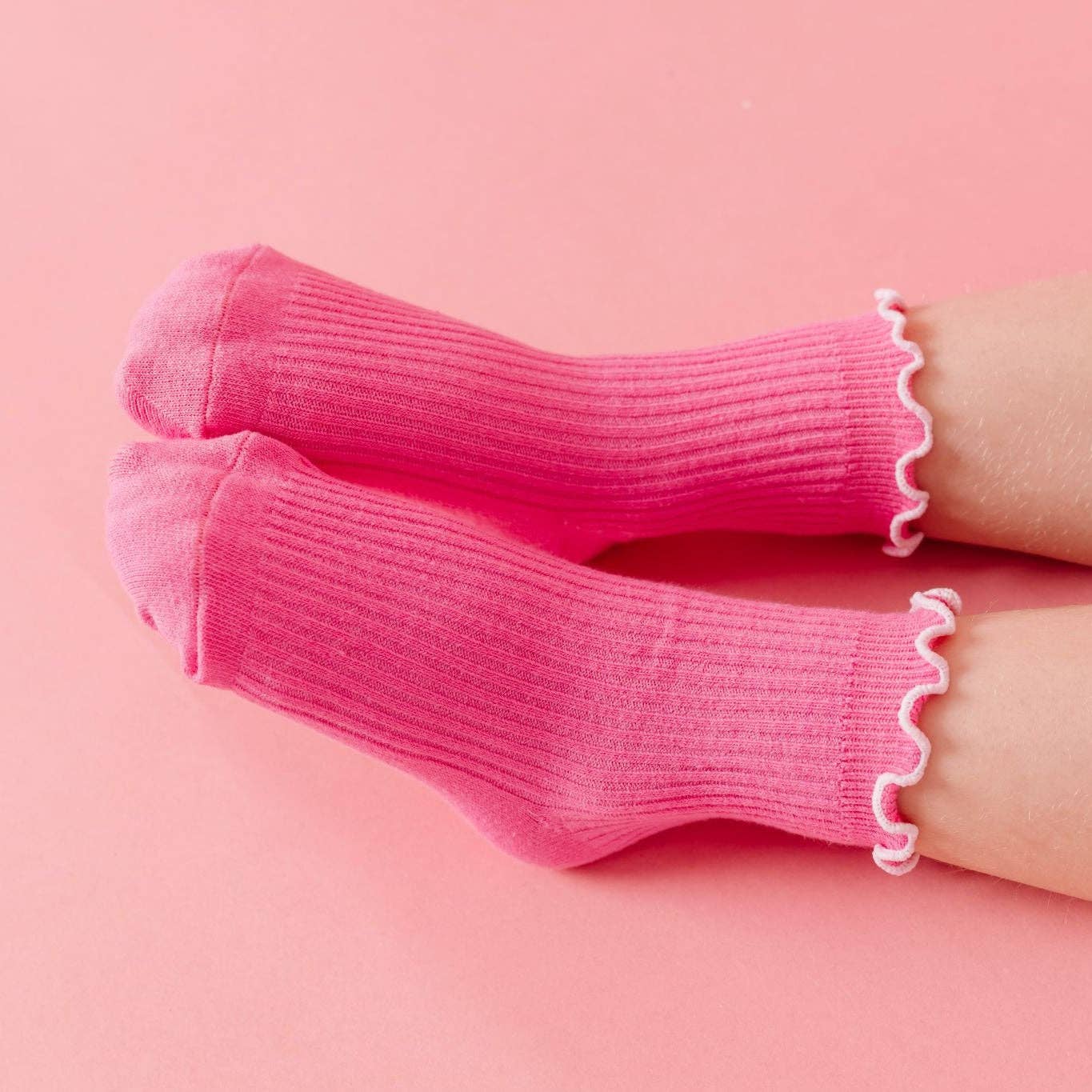 Ribbed Lettuce Trim Midi Socks - Taffy