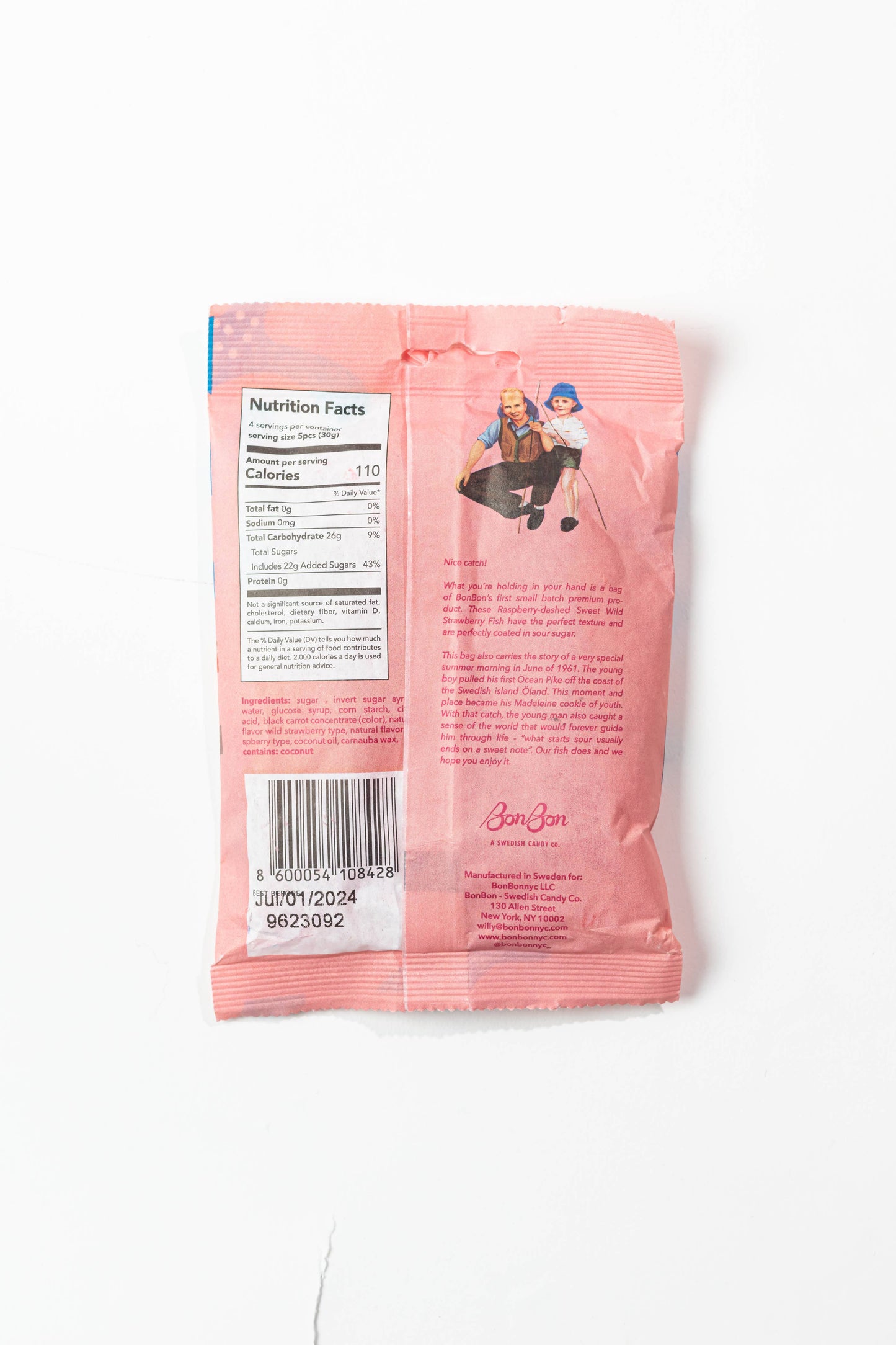 Sweet Wild Strawberry Fish - Swedish Candy 5.2oz (150g)